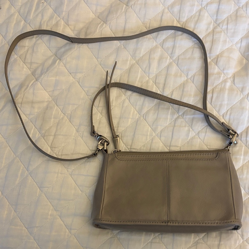 Hobo crossbody/shoulder bag
